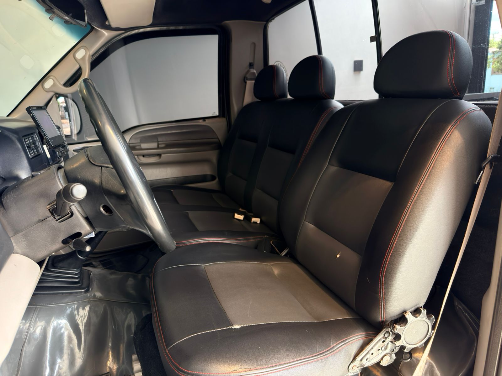 WhatsApp Image 2025-12-17 at 11.05.22