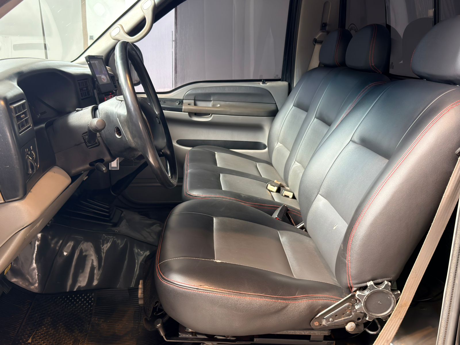 WhatsApp Image 2025-12-17 at 11.05.25 (1)