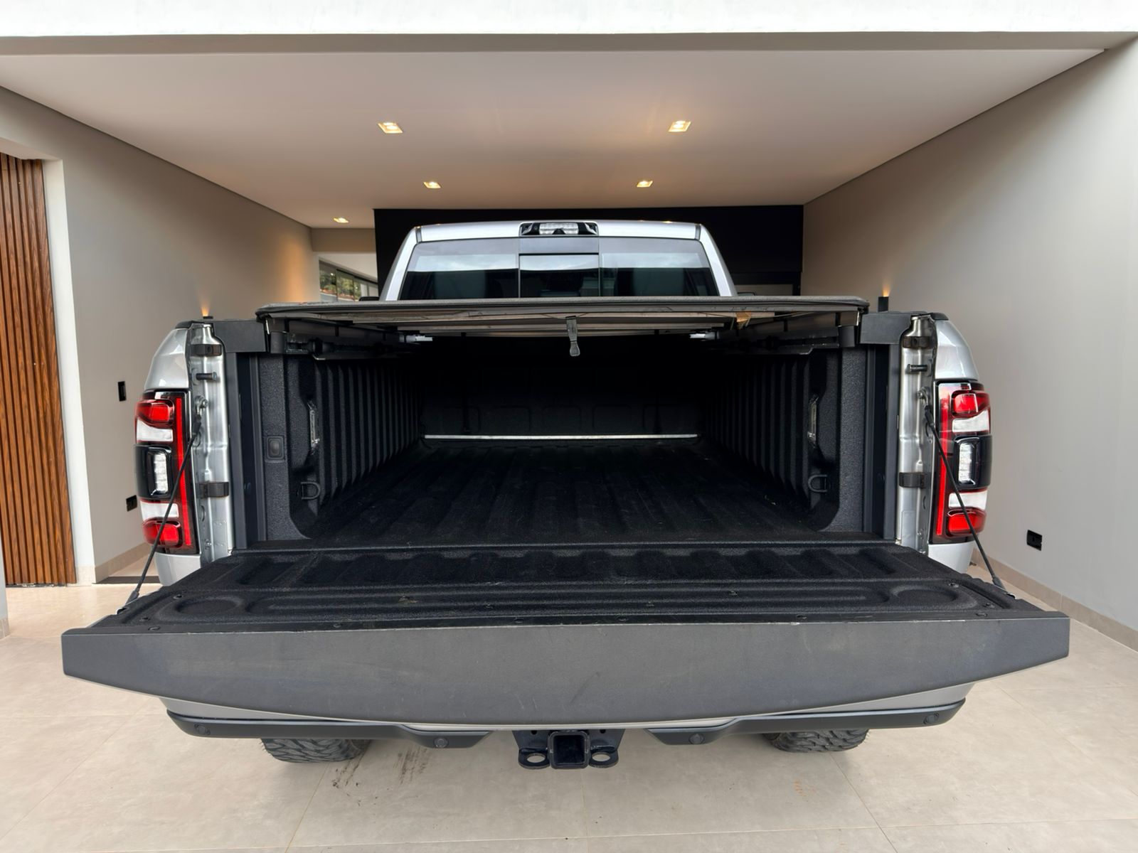 WhatsApp Image 2026-01-10 at 10.10.14 (1)