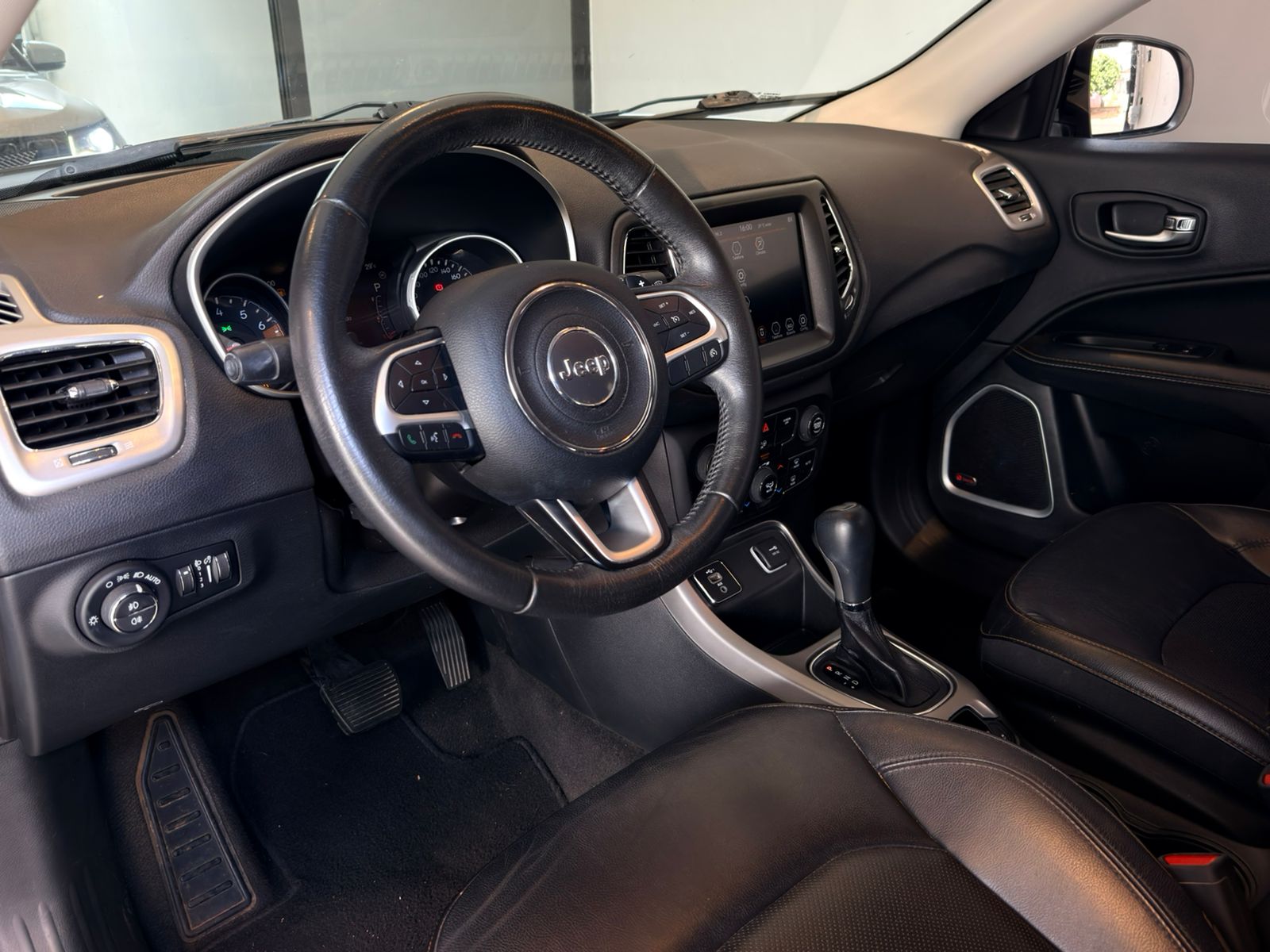 WhatsApp Image 2026-01-12 at 16.31.50 (1)