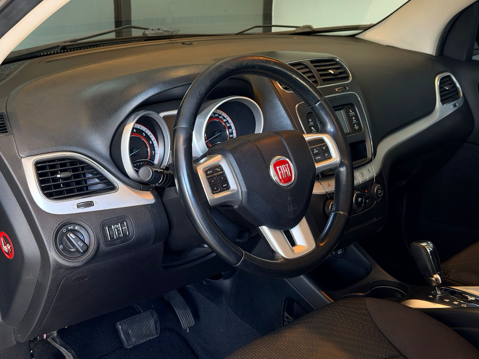 WhatsApp Image 2026-01-28 at 15.52.37 (1)