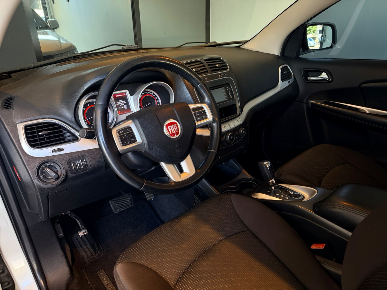 WhatsApp Image 2026-01-28 at 15.52.37 (2)