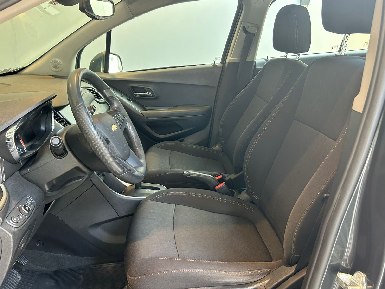 WhatsApp Image 2026-02-04 at 16.02.31 (1)