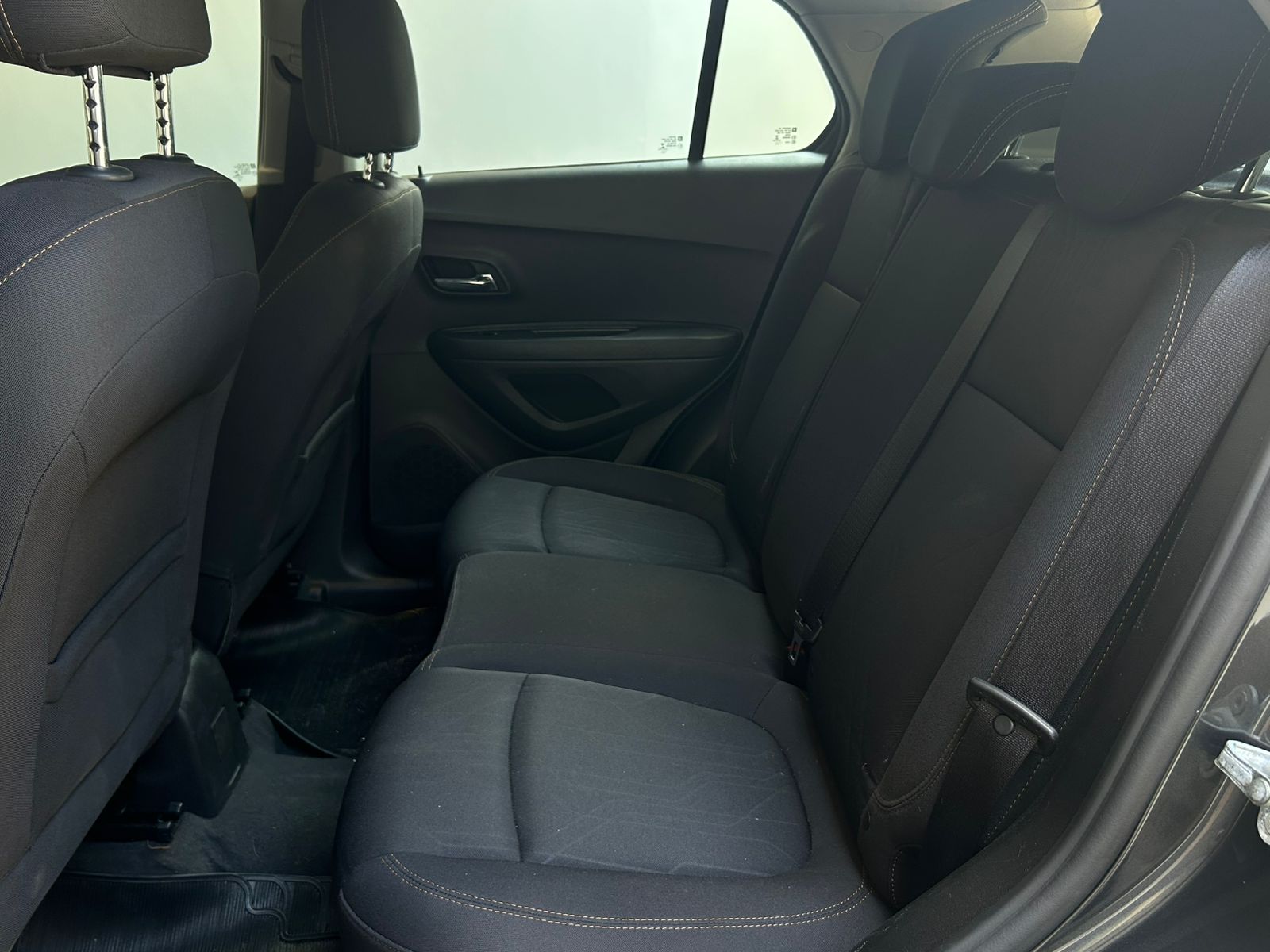 WhatsApp Image 2026-02-04 at 16.02.32